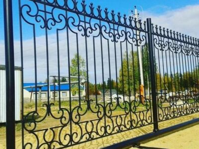 Кованый забор с завитками ЗБ-5710